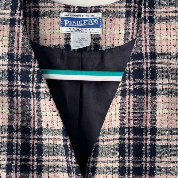 Pendleton Women's Plus Size Plaid Blazer Jacket Coat Wool Jacket, Sz 16 - Picture 4 of 12